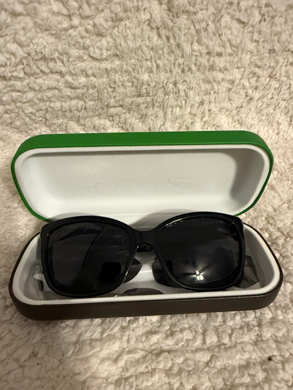 kate spade Black Oversized Square Women's Sunglasses with case